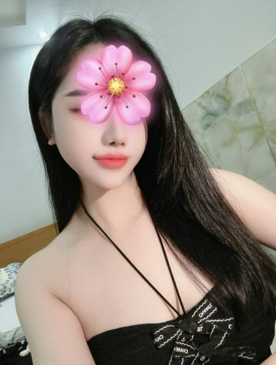LINH ĐAN - SINH VIÊN LÀM THÊM -NGOAN HIỀN XINH XẮN- BƯỚM HỒNG HÀO ĐỎ ỎN - NƯỚC NÔI LÊNH LÁNG