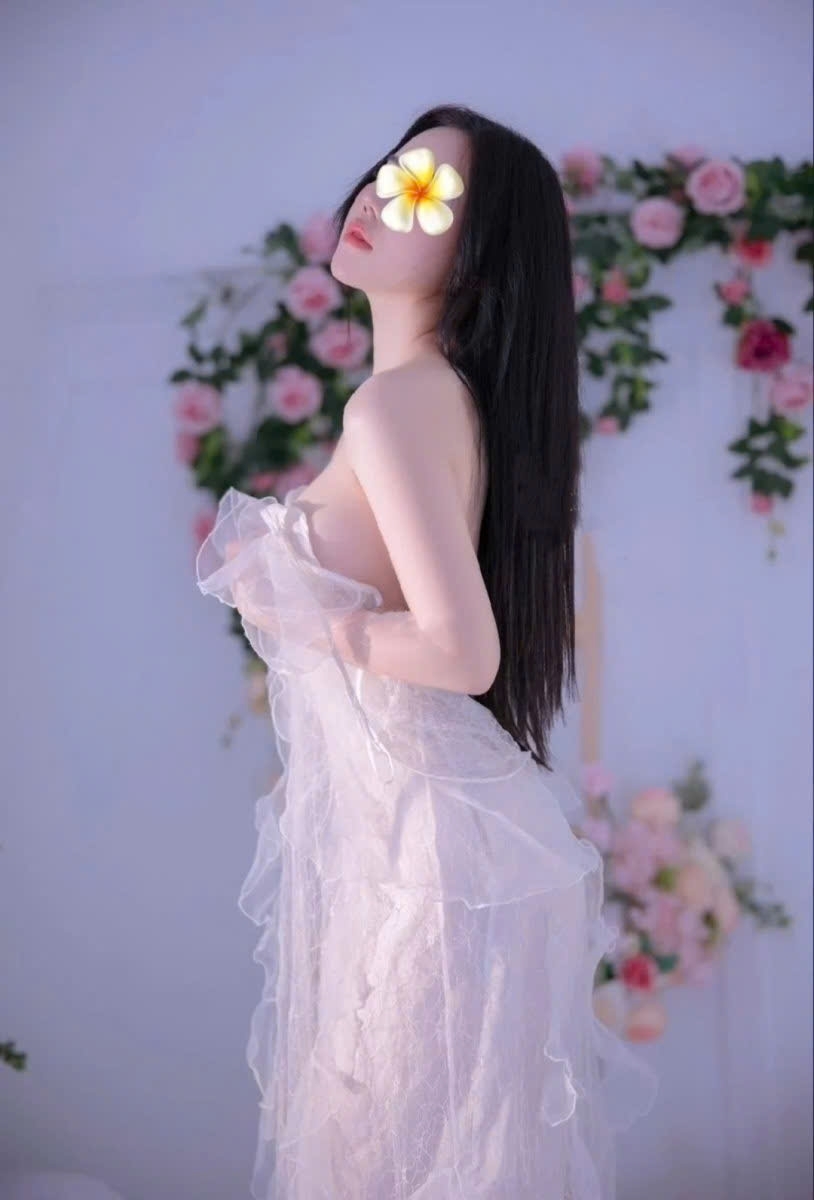 TÚ LINH - FACE XINH - VÚ TO & KỸ NĂNG LÀM TÌNH TUYỆT ĐỈNH